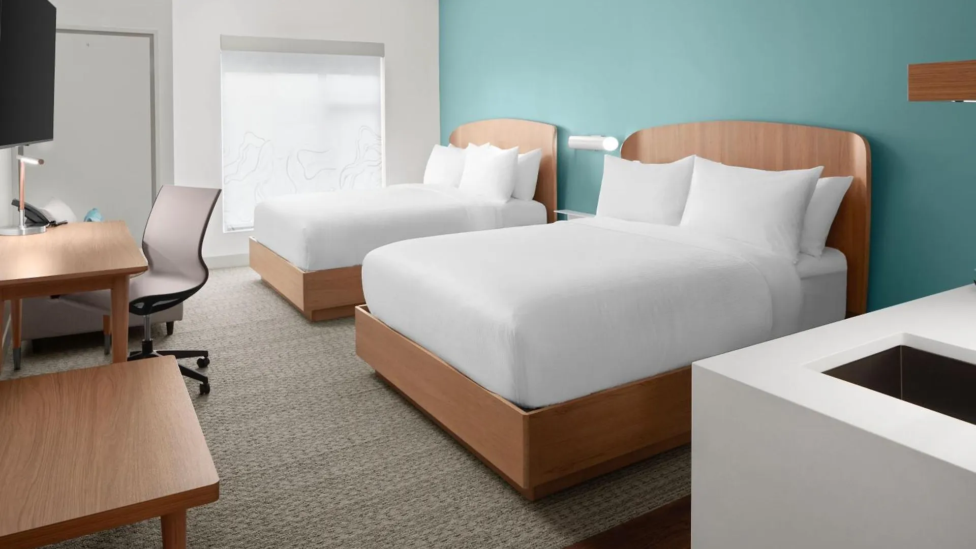 Element Charlotte Uptown Hotel