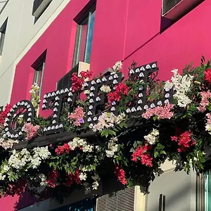 https://hotel-opus-bronx.us-newyorkcity.com